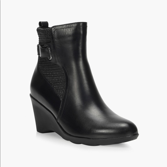 Artica Shoes - 🌟HOST PICK🌟 ARTICA LEATHER WEDGE ANKLE BOOTS